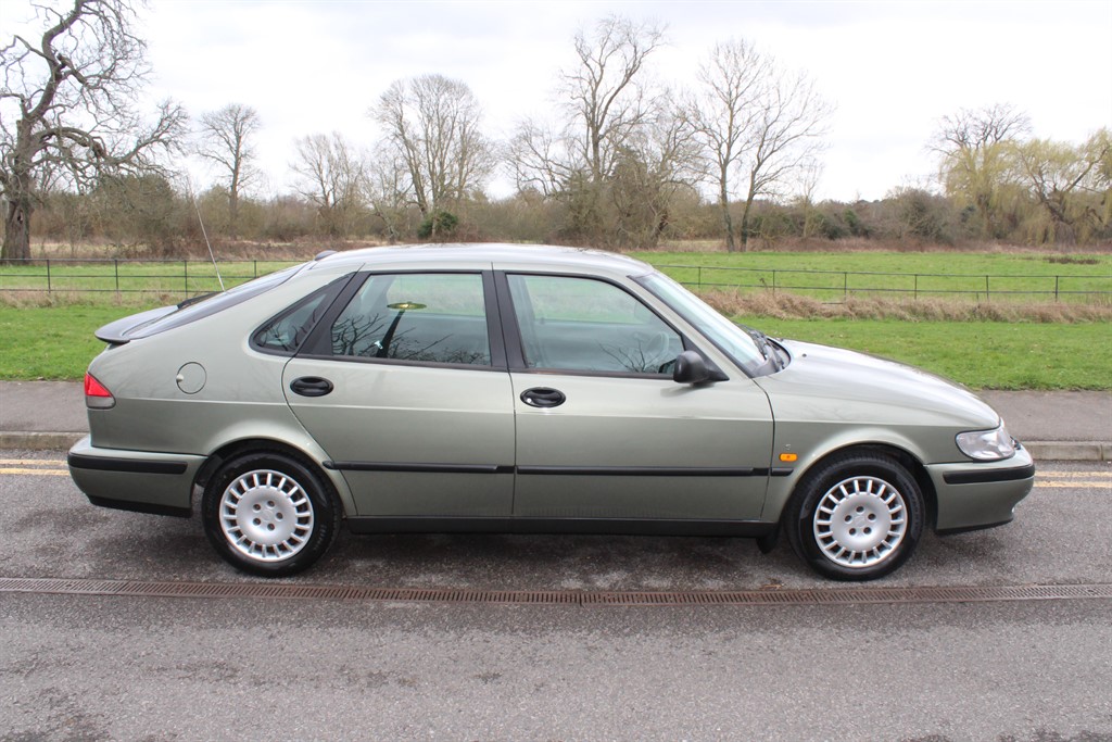 Used Saab 9-3 1998 for sale - 77641008: Photo 3