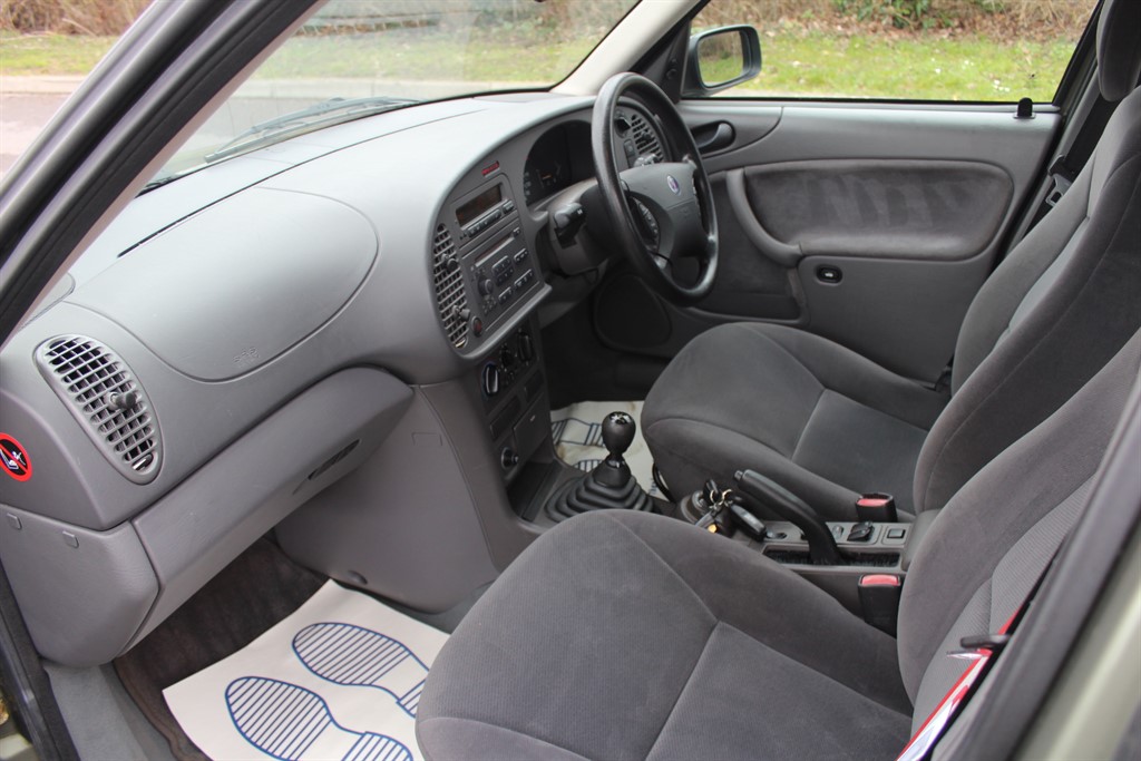 Used Saab 9-3 1998 for sale - 77641008: Photo 5