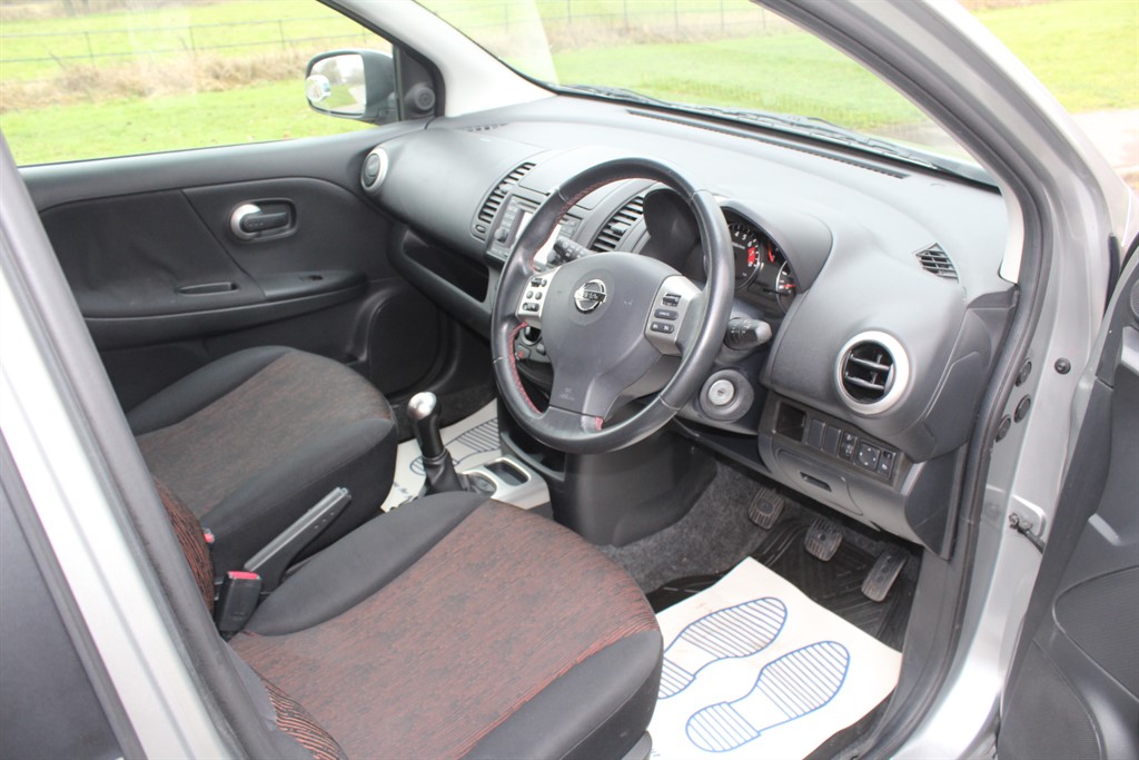 Used Nissan Note 2010 for sale - 77326549: Photo 11