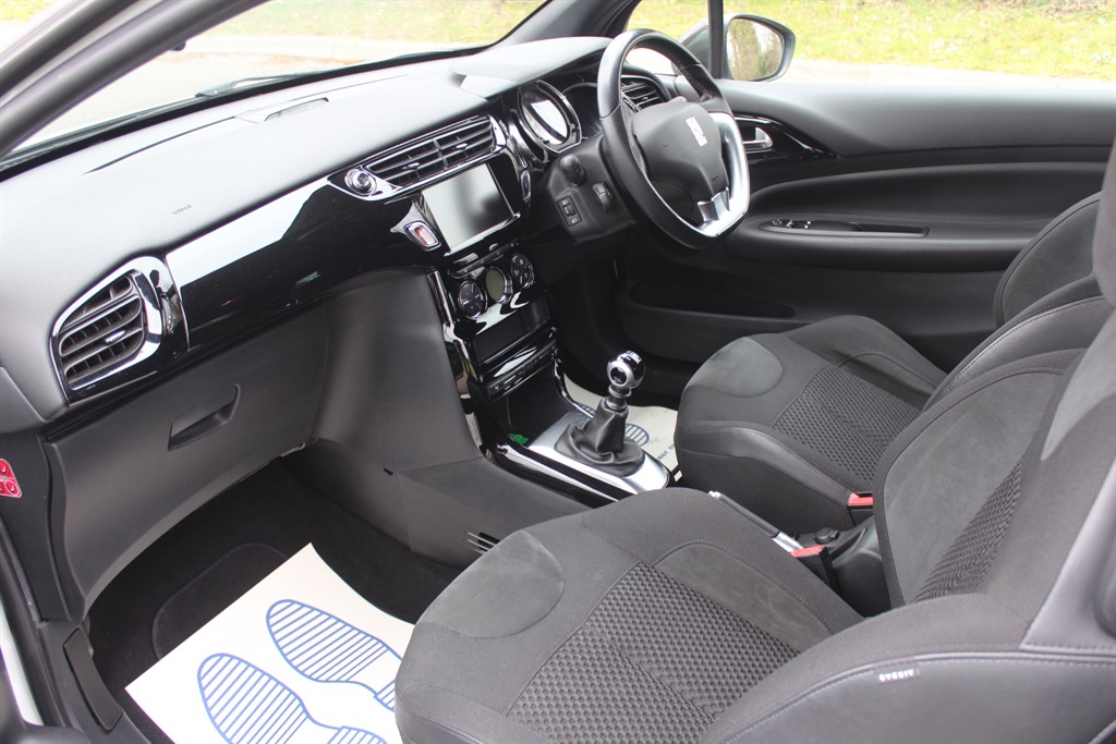 Used DS Automobiles DS 3 2016 for sale - 78000572: Photo 10