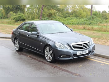 Used Mercedes-Benz E Class 2010 for sale - 79761978: Photo