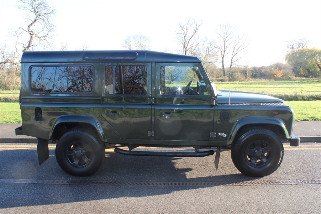Used Land Rover Defender 2002 for sale - 76796664: Photo 3