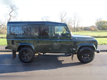 Used Land Rover Defender 2002 for sale - 76796664: Photo
