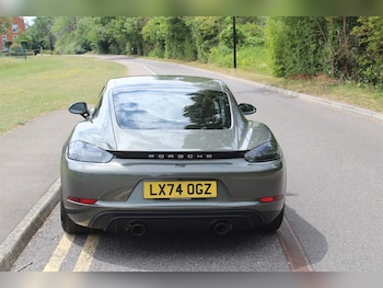 Used Porsche Cayman 2024 for sale - 79057464: Photo