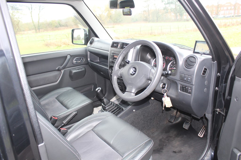Used Suzuki Jimny 2009 for sale - 77630985: Photo 9