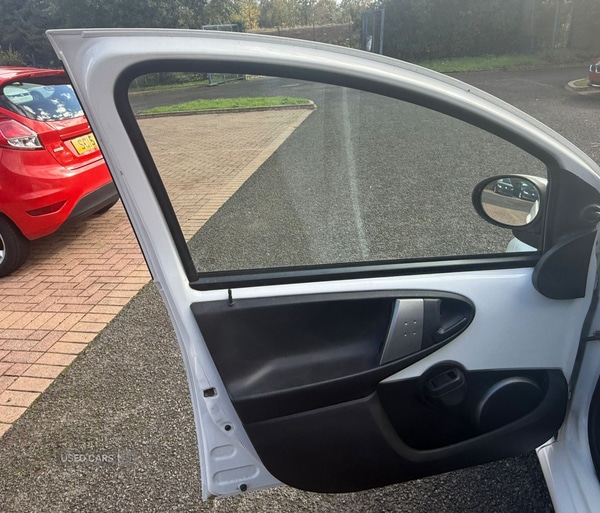 Used Toyota AYGO 2012 for sale - 76202037: Photo 15