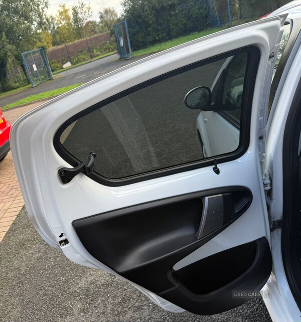 Used Toyota AYGO 2012 for sale - 76202037: Photo 17