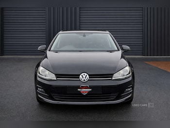 Used Volkswagen Golf 2015 for sale - 77809367: Photo