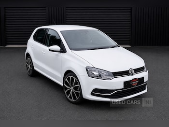 Used Volkswagen Polo 2015 for sale - 78959381: Photo