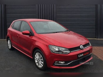 Used Volkswagen Polo 2015 for sale - 77479892: Photo