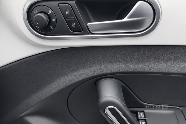 Used Volkswagen Beetle for sale - 77456931: Photo 19