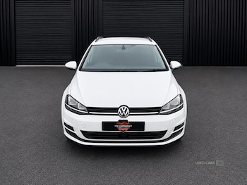 Used Volkswagen Golf 2015 for sale - 79117369: Photo