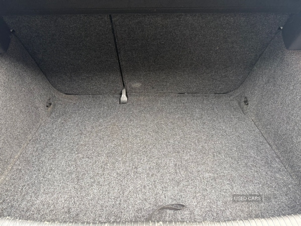 Used Volkswagen Golf 2009 for sale - 76240705: Photo 11