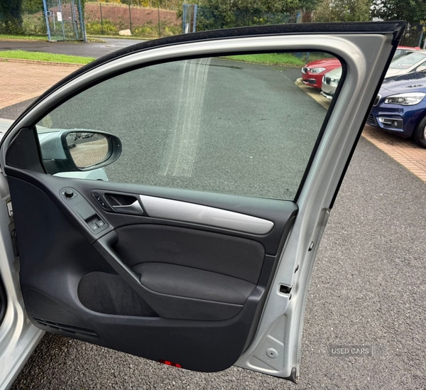 Used Volkswagen Golf 2009 for sale - 76240705: Photo 12