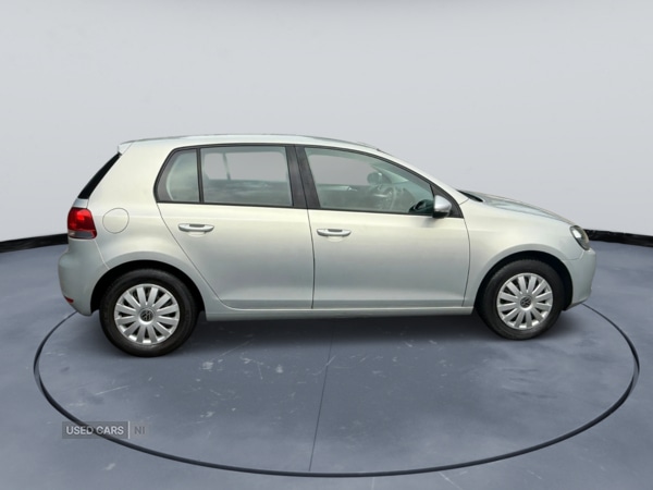 Used Volkswagen Golf 2009 for sale - 76240705: Photo 5
