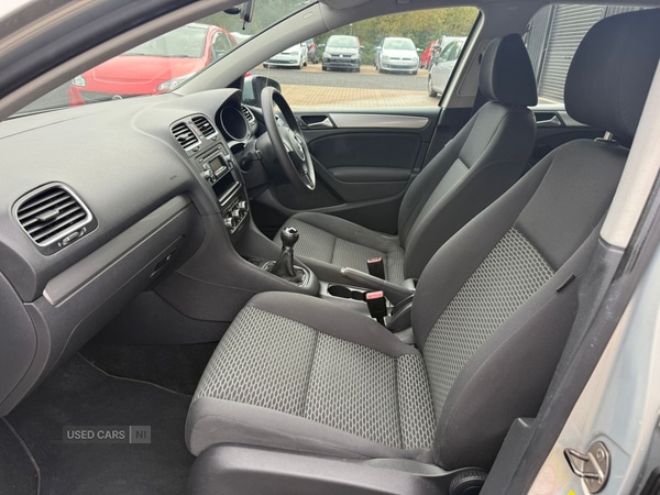 Used Volkswagen Golf 2009 for sale - 76240705: Photo 6