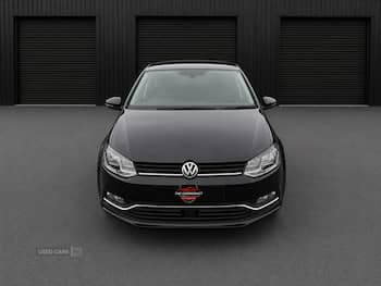 Used Volkswagen Polo 2015 for sale - 79602939: Photo
