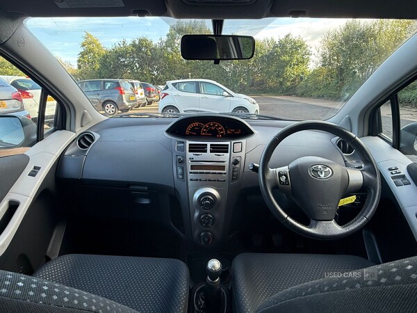Used Toyota Yaris 2010 for sale - 76202030: Photo 11
