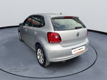 Used Volkswagen Polo 2014 for sale - 76061213: Photo