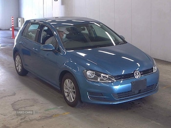 Volkswagen - Golf