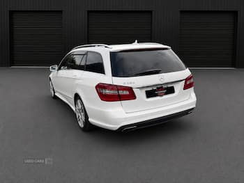 Used Mercedes-Benz E Class 2013 for sale - 79699424: Photo