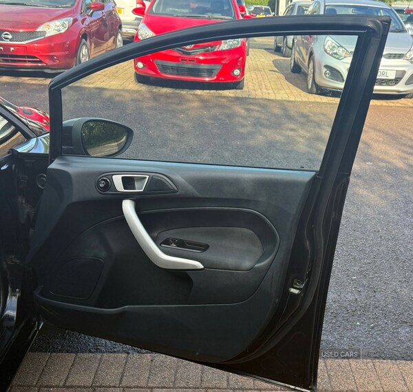 Used Ford Fiesta 2011 for sale - 76202032: Photo 15