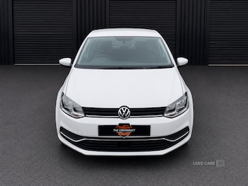 Used Volkswagen Polo 2015 for sale - 79413567: Photo