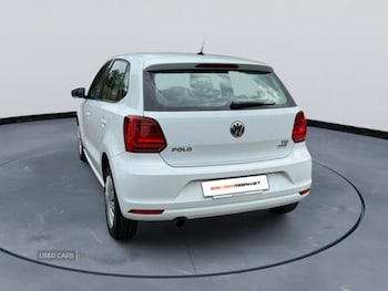 Used Volkswagen Polo 2015 for sale - 75678748: Photo