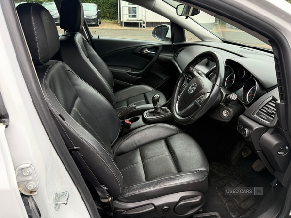 Used Vauxhall Astra 2015 for sale - 76201688: Photo 9