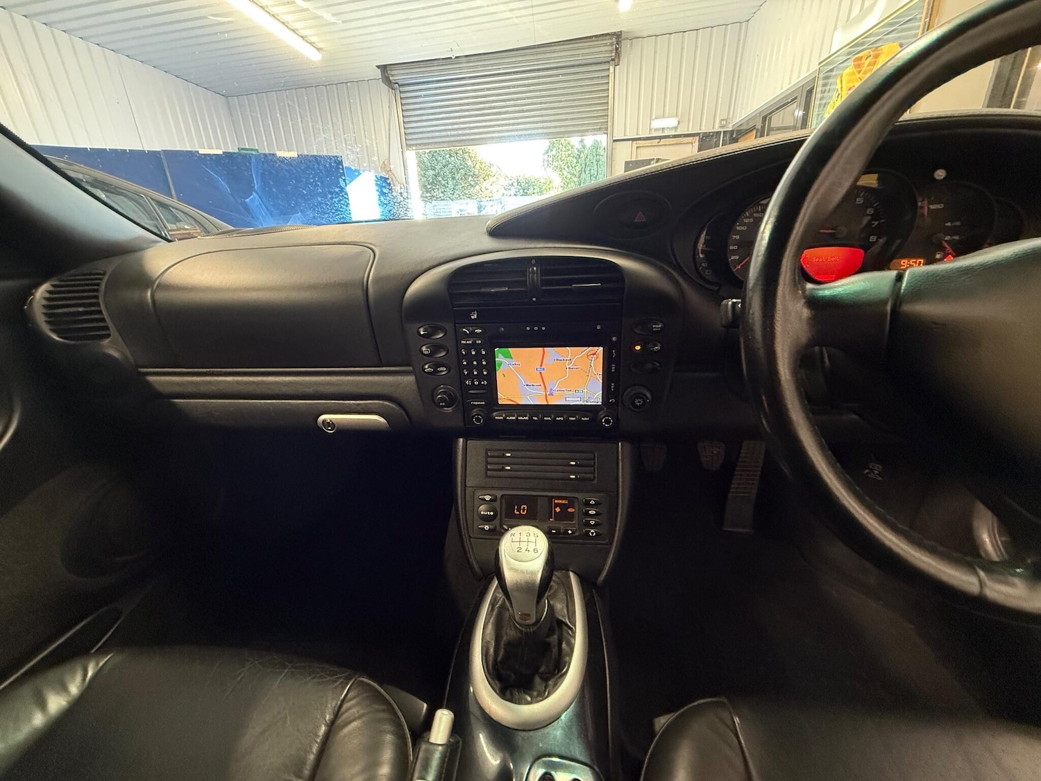 Used Porsche 911 2005 for sale - 76646032: Photo 13