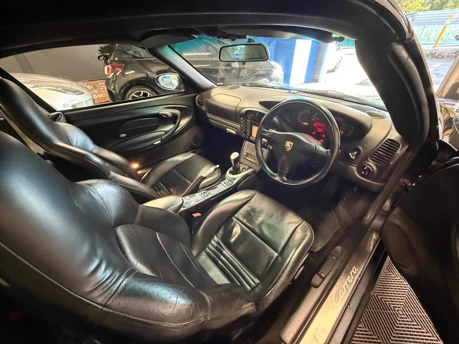 Used Porsche 911 2005 for sale - 76646032: Photo 5