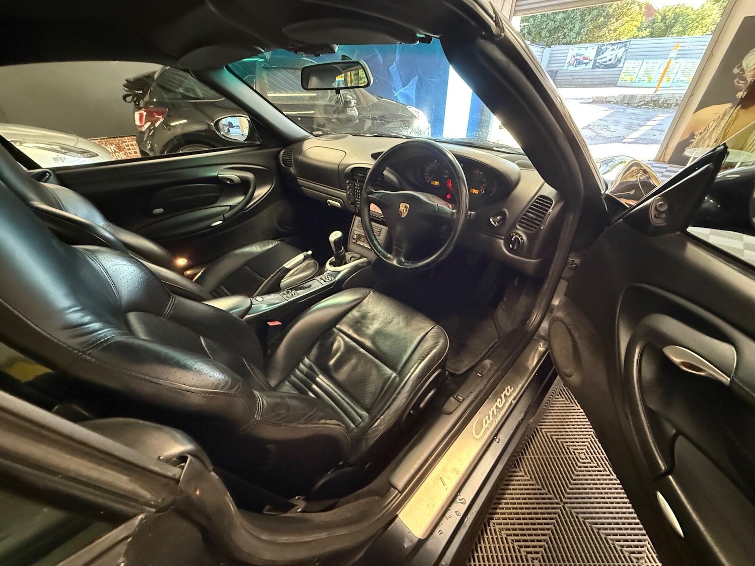 Used Porsche 911 2005 for sale - 76646032: Photo 7