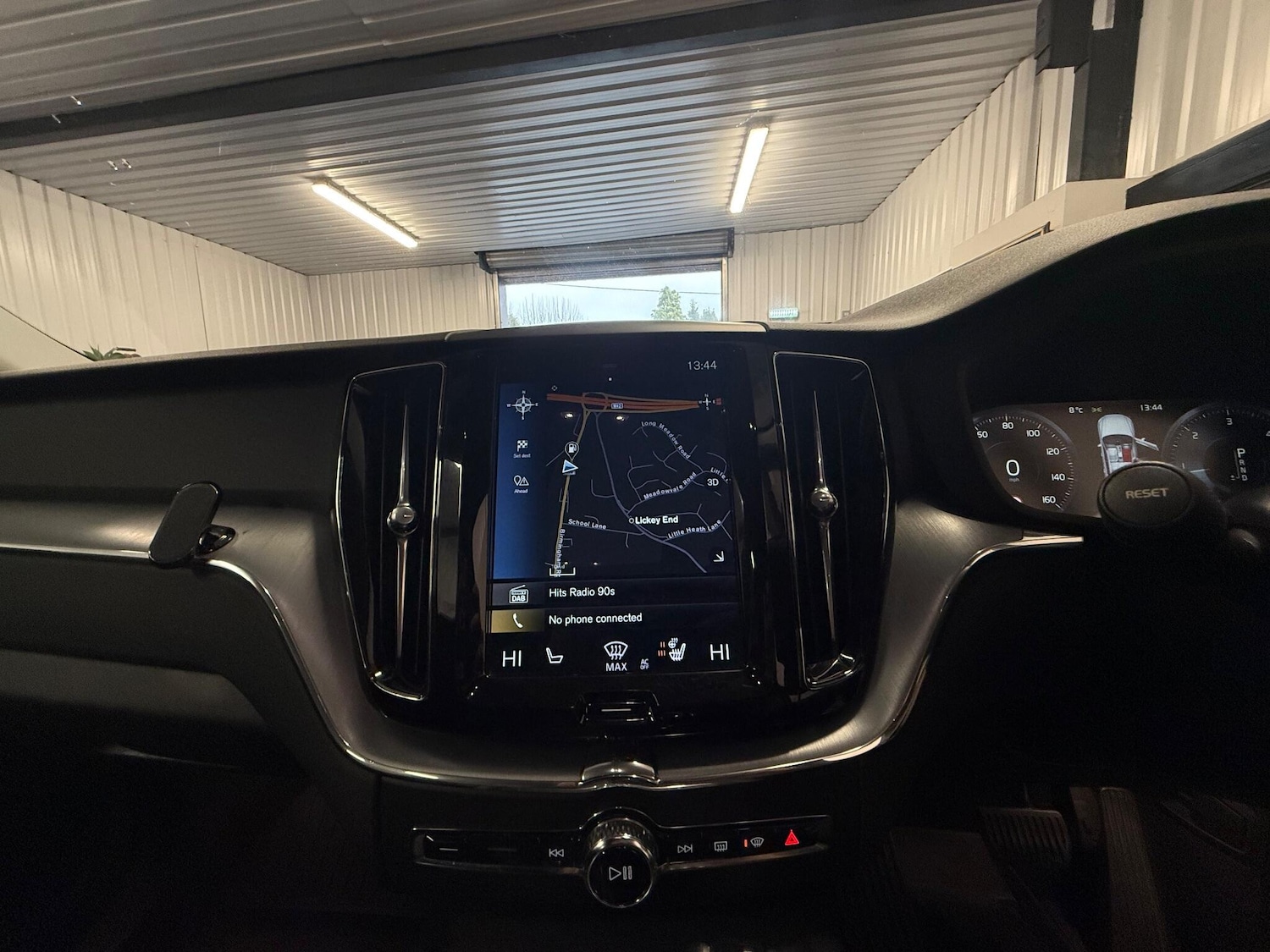 Used Volvo XC60 2018 for sale - 77538360: Photo 15