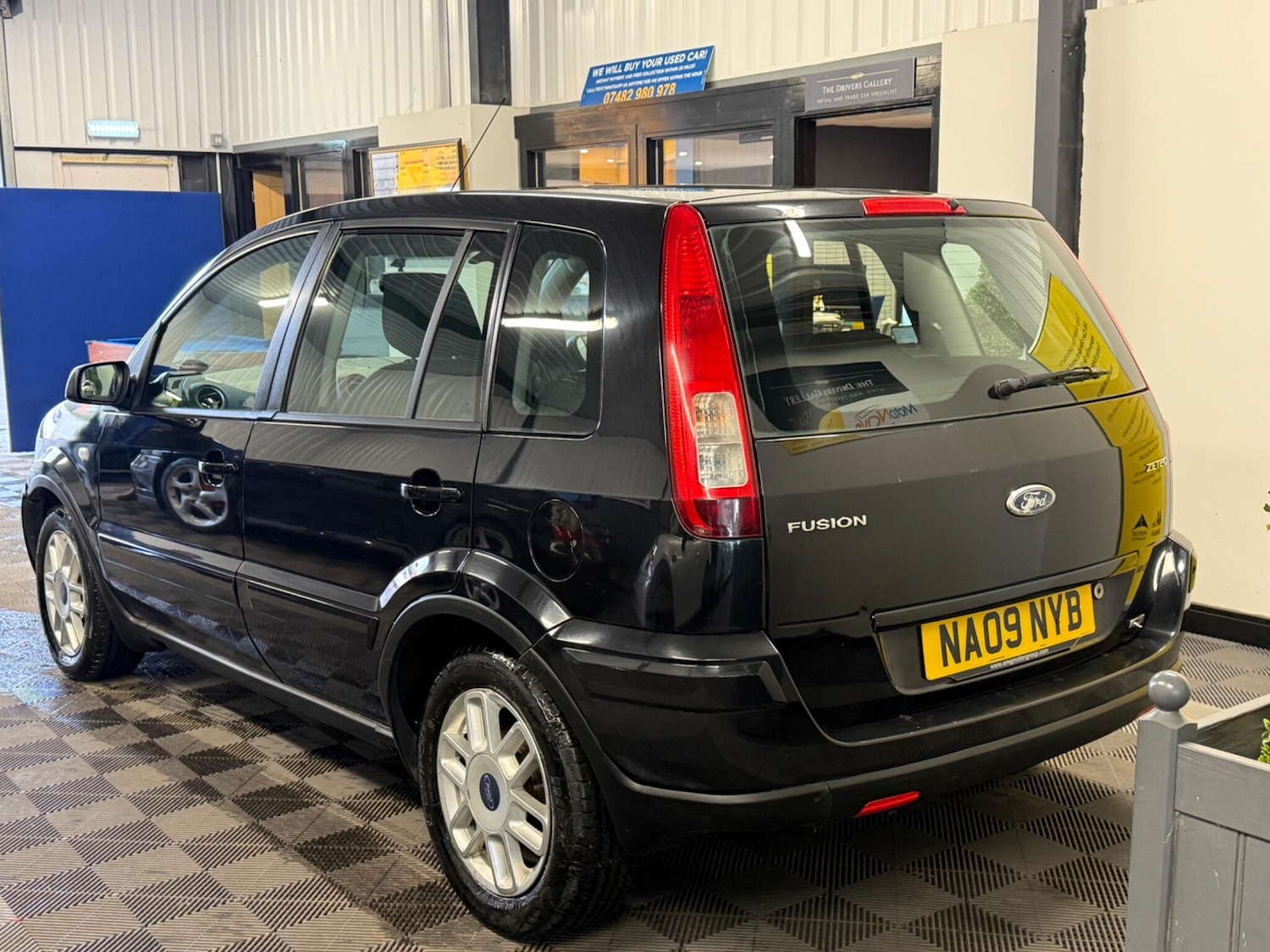 Used Ford Fusion 2009 for sale - 78058109: Photo 12