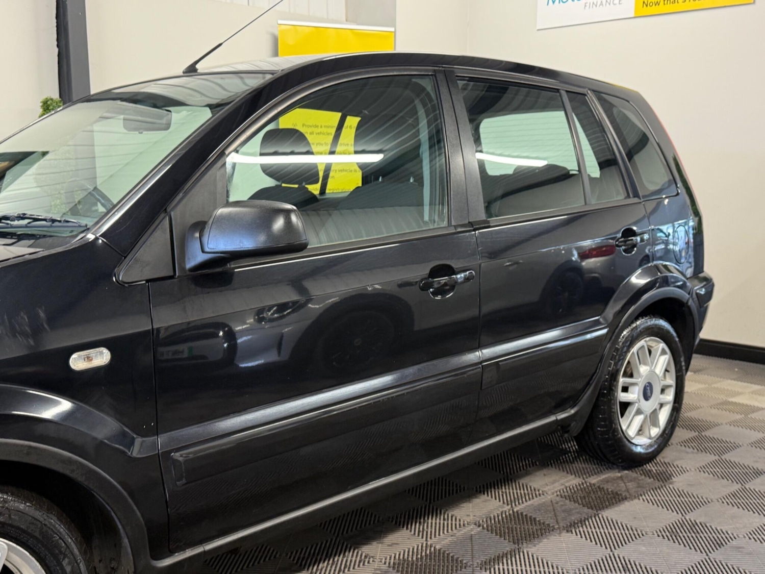 Used Ford Fusion 2009 for sale - 78058109: Photo 8