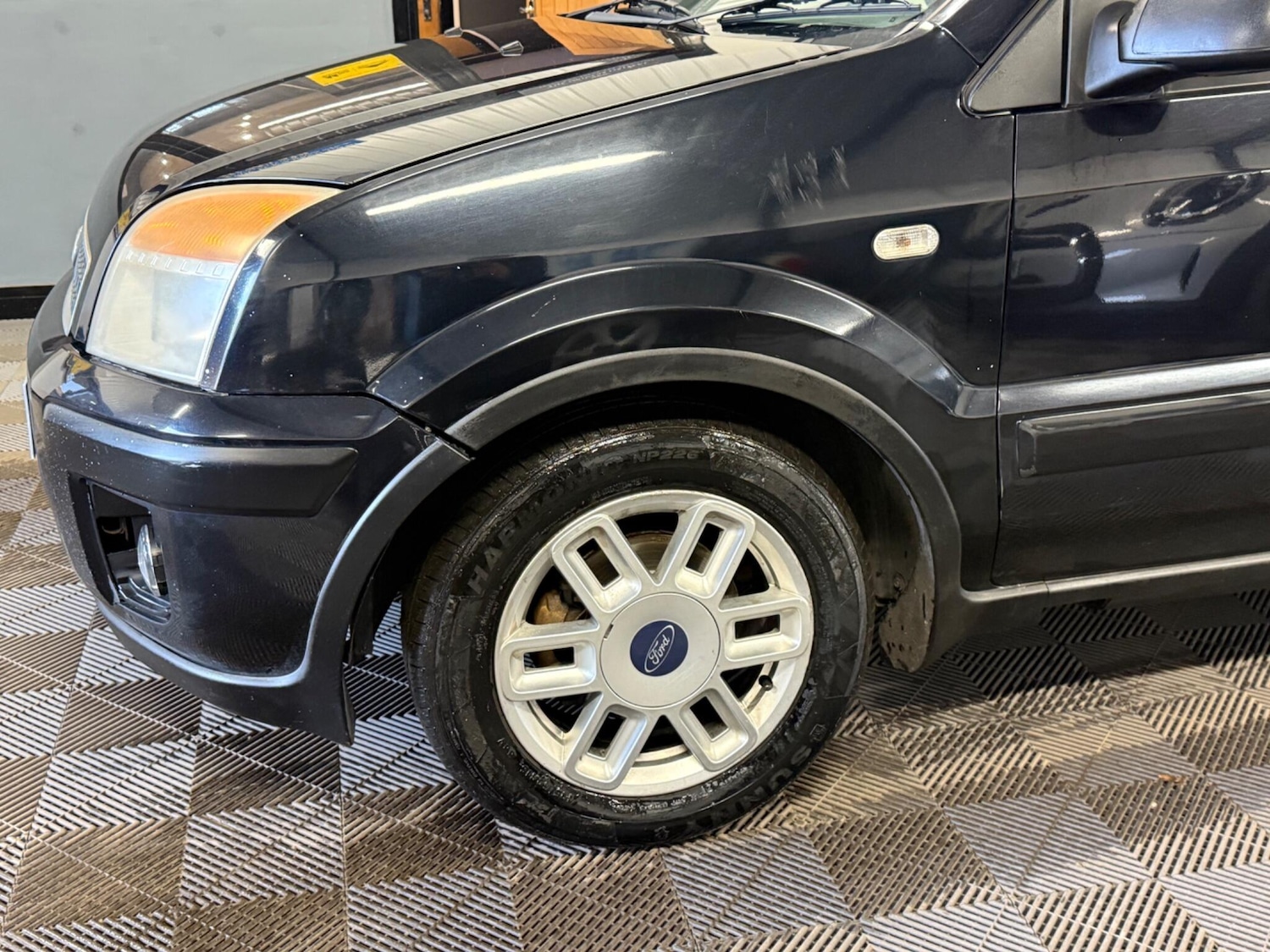 Used Ford Fusion 2009 for sale - 78058109: Photo 9