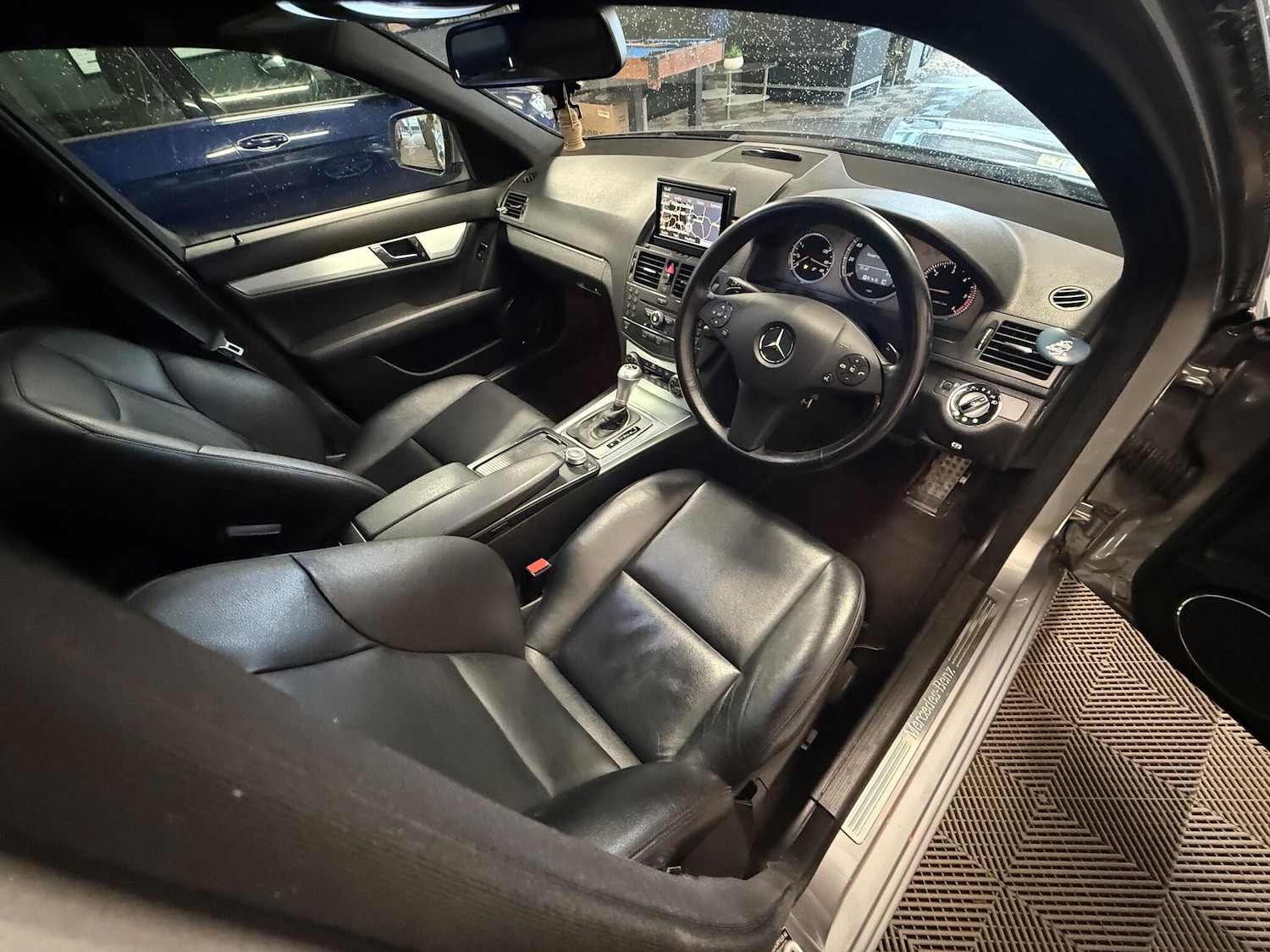 Used Mercedes-Benz C Class for sale - 77722764: Photo 4