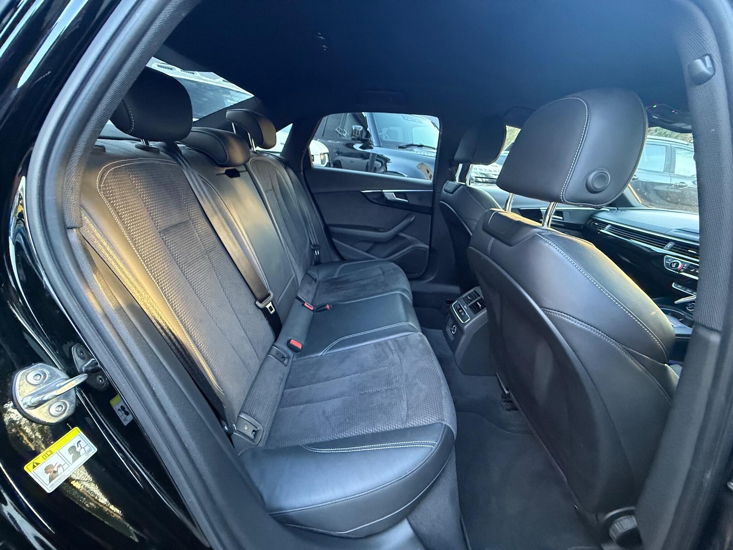 Used Audi A4 2017 for sale - 78072651: Photo 7