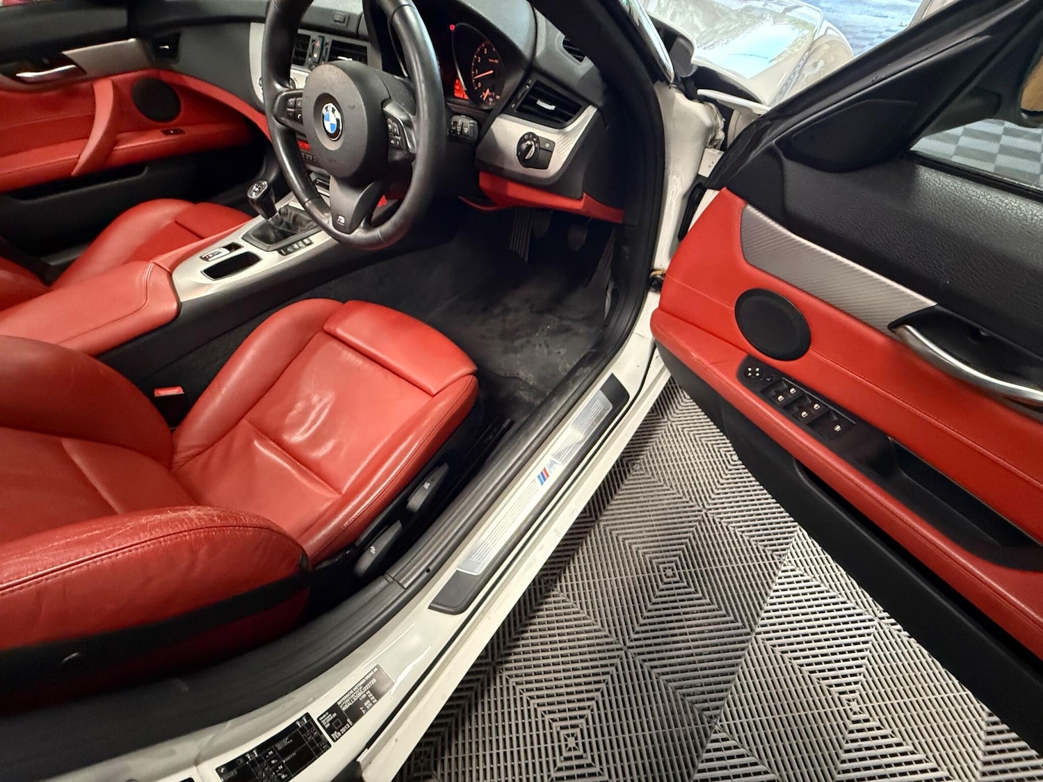 Used BMW Z4 2013 for sale - 76227162: Photo 11