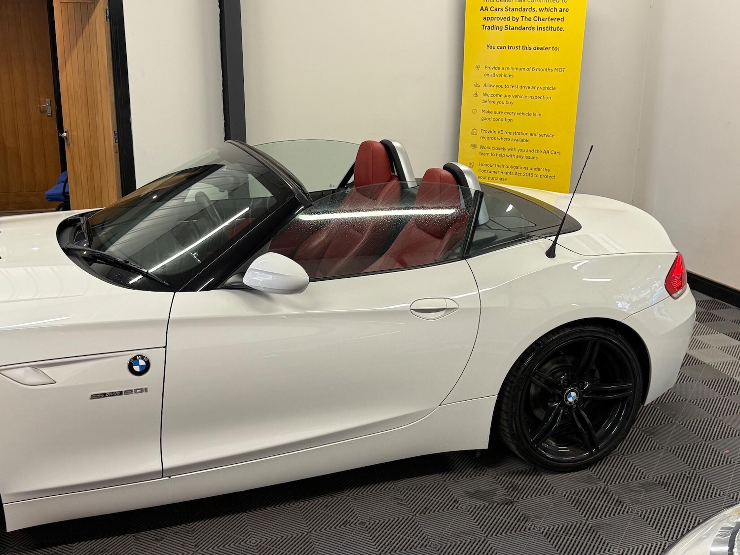 Used BMW Z4 2013 for sale - 76227162: Photo 18