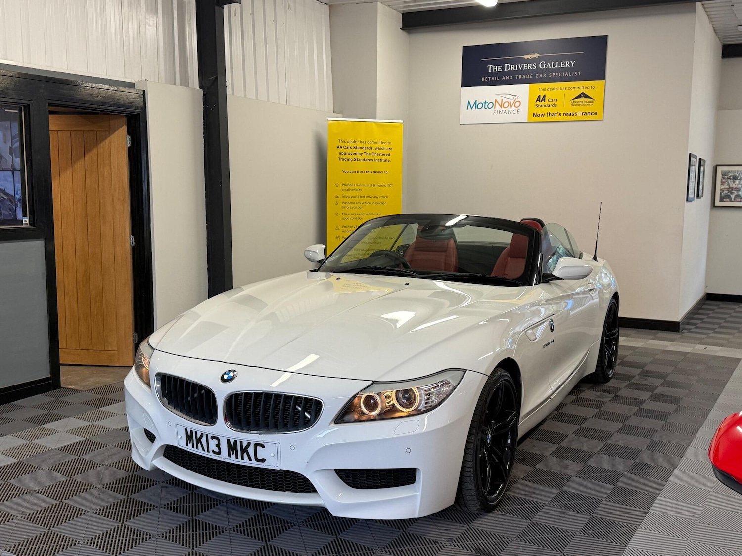 Used BMW Z4 2013 for sale - 76227162: Photo 3