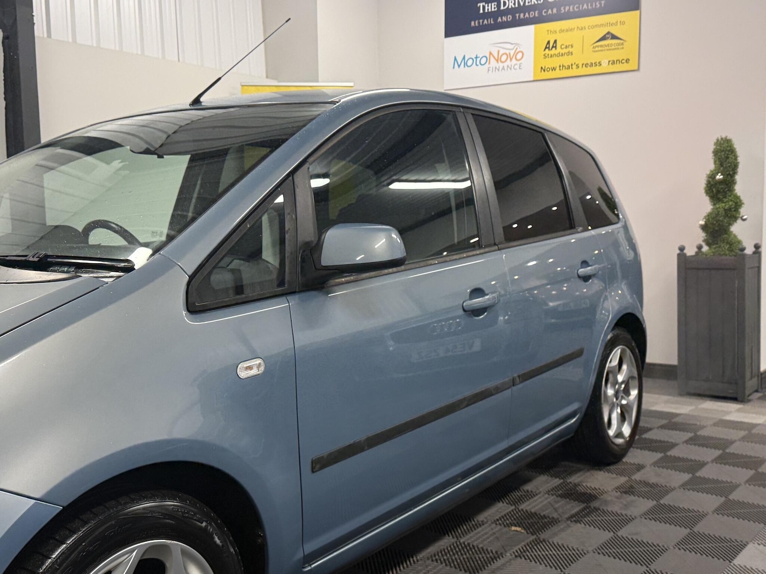 Used Ford C-Max 2008 for sale - 76765629: Photo 17