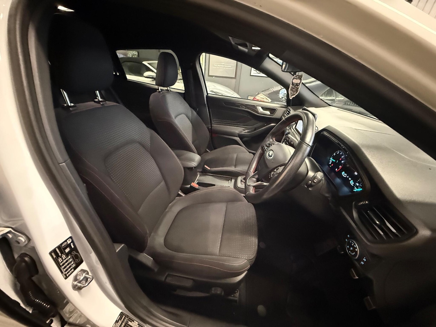 Used Ford Focus for sale - 77331032: Photo 11