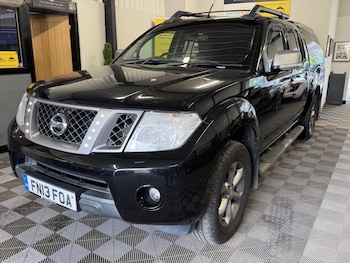 Used Nissan Navara 2013 for sale - 78516841: Photo