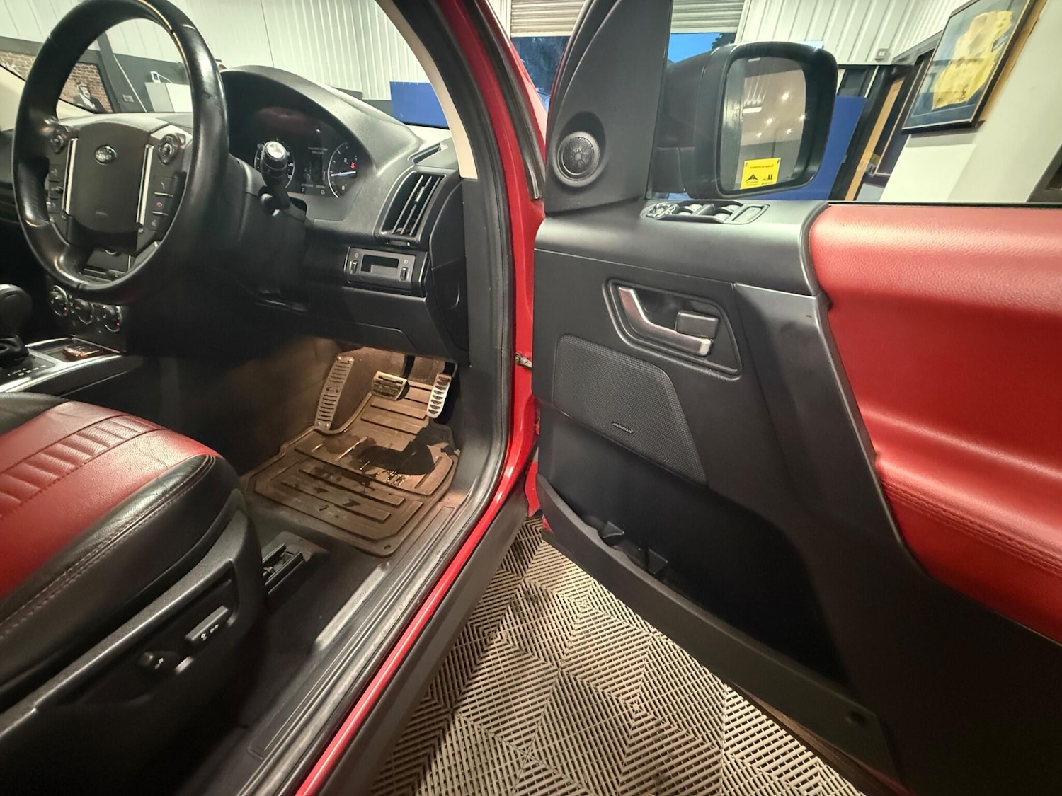 Used Land Rover Freelander 2013 for sale - 77412361: Photo 23