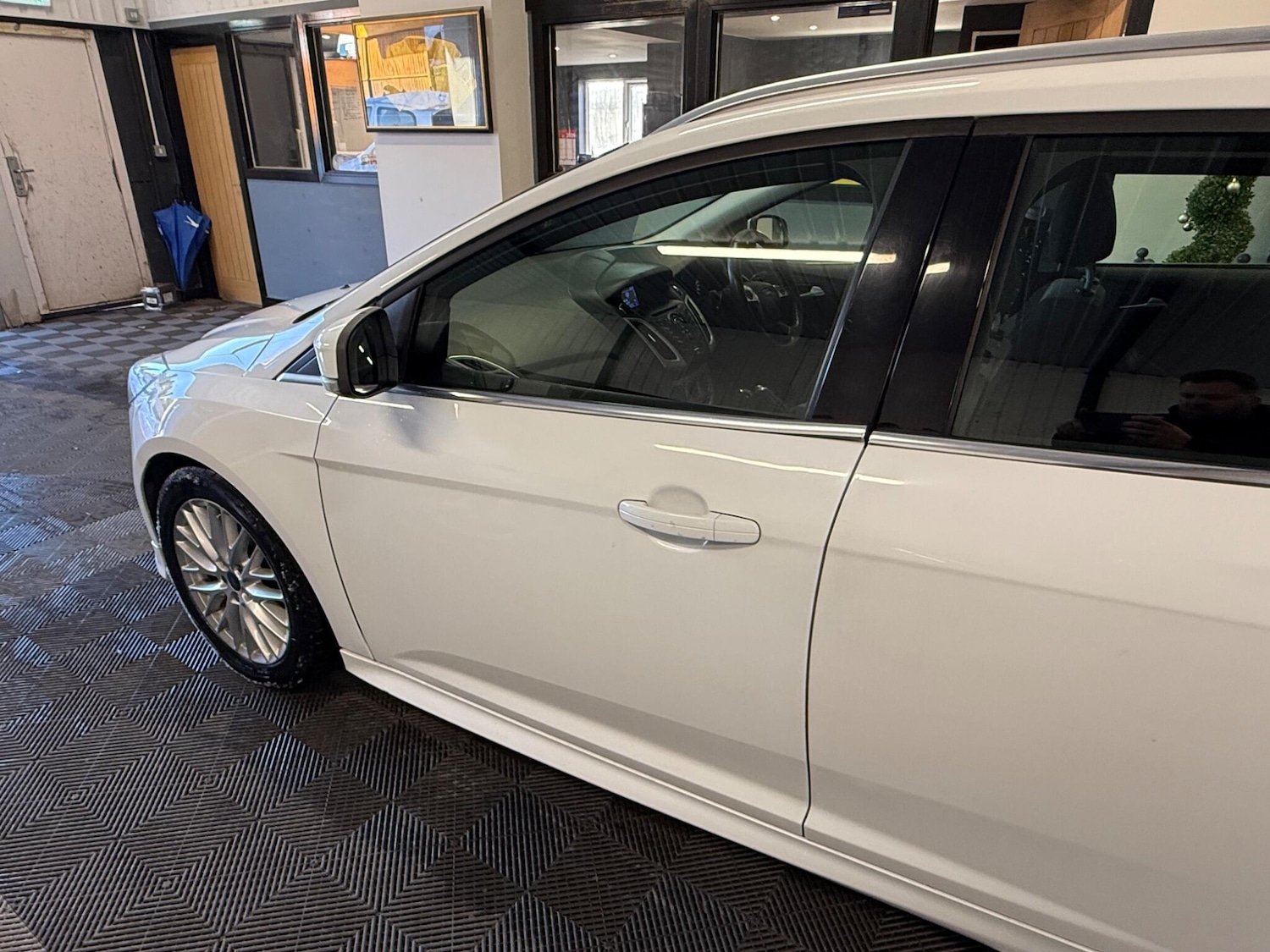 Used Ford Focus 2013 for sale - 77163025: Photo 10