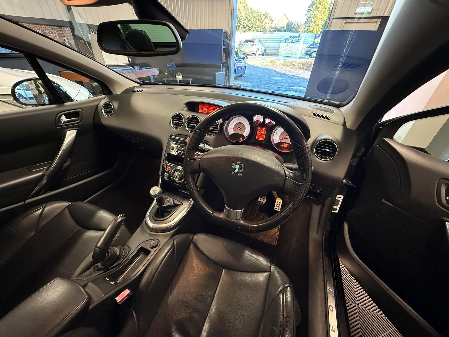 Used Peugeot 308 2010 for sale - 77440945: Photo 5