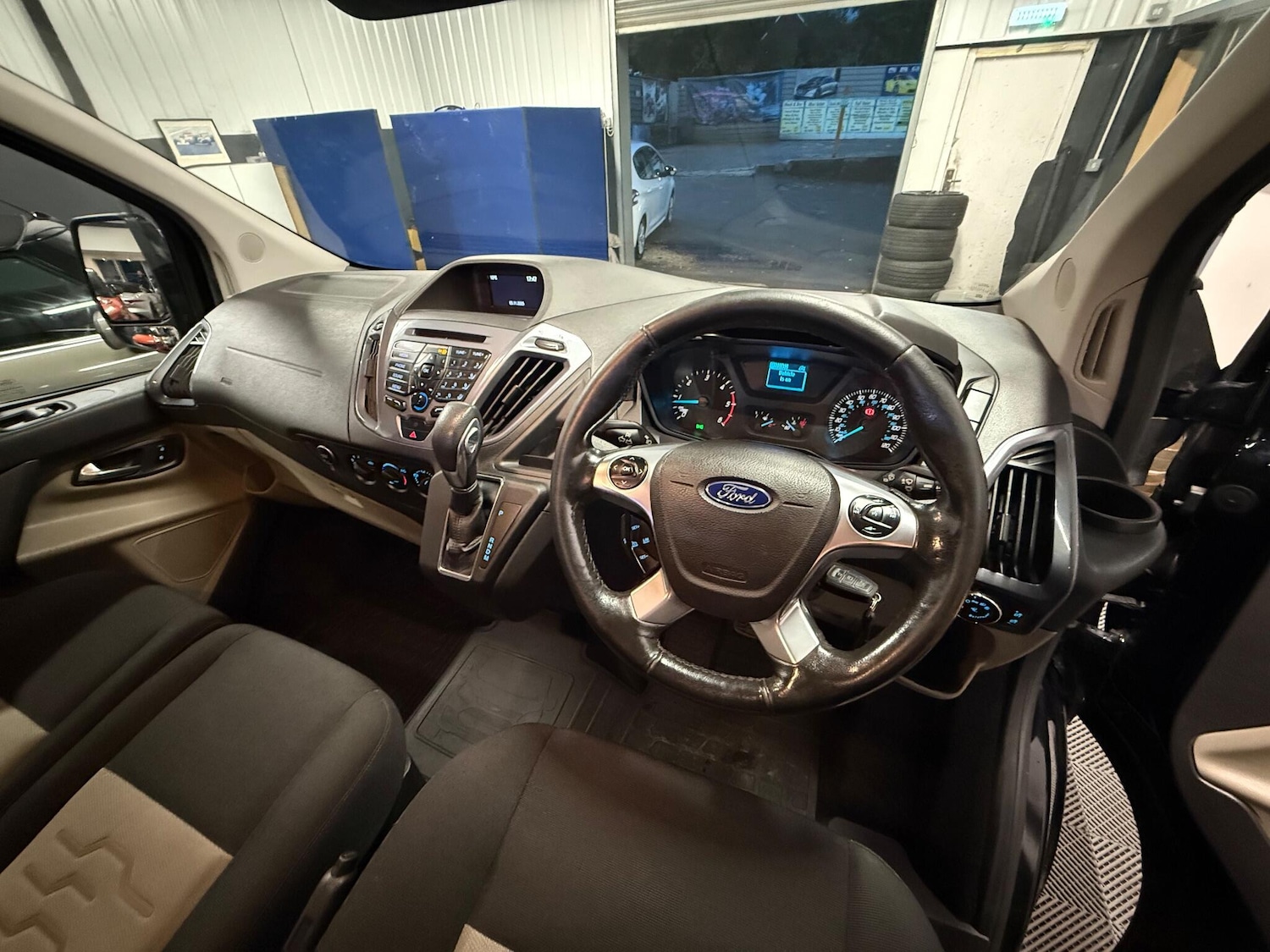 Used Ford Transit Custom 2017 for sale - 76485727: Photo 6