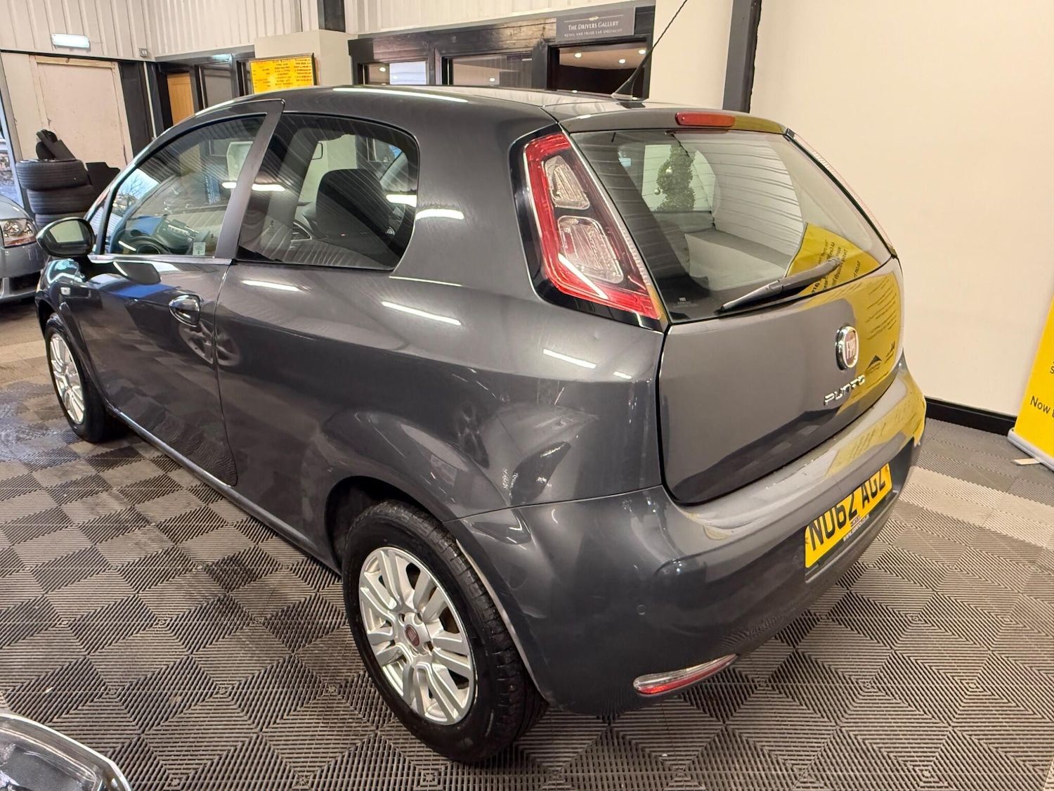 Used Fiat Punto 2012 for sale - 77130849: Photo 14