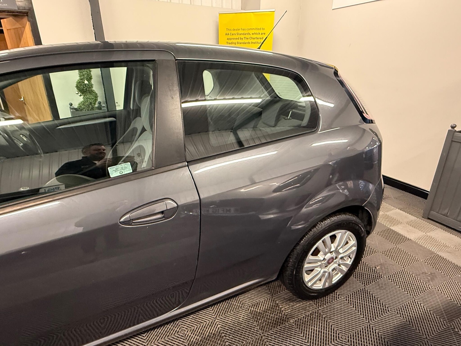 Used Fiat Punto 2012 for sale - 77130849: Photo 16